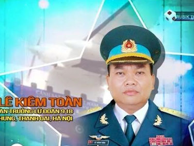 Nâng lương, thăng quân hàm 9 quân nhân phi hành đoàn CASA-212