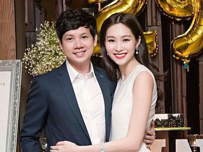 Bạn trai "chuẩn soái ca" công khai khoe hạnh phúc bên Hoa hậu Thu Thảo