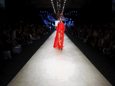 "Cân đo" trình catwalk của 3 Giám khảo The Face đến đâu để dạy thí sinh