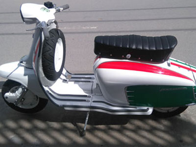 Phục chế xế cổ Lambretta 1966 tại Sài Gòn
