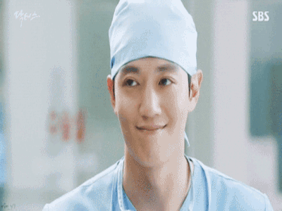 Sau "Hậu Duệ Mặt Trời", "Doctors" chính là thứ cứu rỗi mọt phim Hàn
