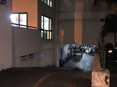 Người phụ nữ ngoại quốc rơi từ tầng 8 chung cư ở Sài Gòn