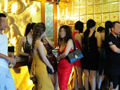 Clip: Toàn cảnh cuộc đột kích động lắc Ruby ở đất Cảng