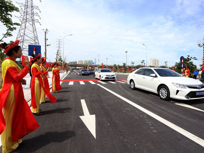 Khánh thành đường hiện đại ở cửa ngõ phía Nam thủ đô