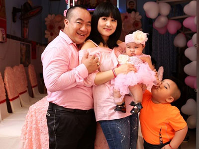 Sau 7 tháng sinh "công chúa", vợ Hiếu Hiền mang thai con thứ 3
