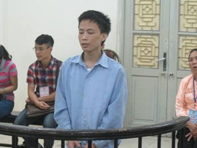 Bỏ thuốc trừ cỏ vào bể nước công ty vì thất tình