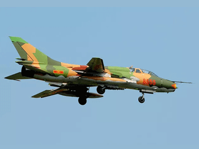 Việt Nam sắp mua số lượng lớn tiêm kích hiện đại để thay thế Su-22?