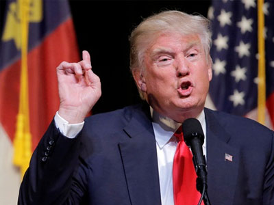Donald Trump khen Saddam Hussein diệt khủng bố giỏi