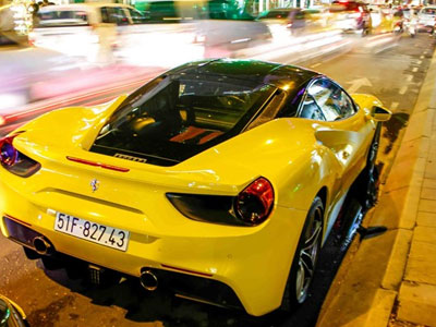 Ferrari 488 14 tỷ của em trai Phan Thành lần đầu xuống phố