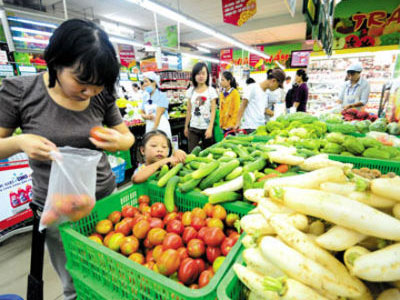 Doanh nghiệp tăng giá ngầm, người tiêu dùng bị "móc túi"