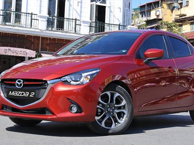 Mazda 2 2016 giảm giá nhẹ từ 1/7