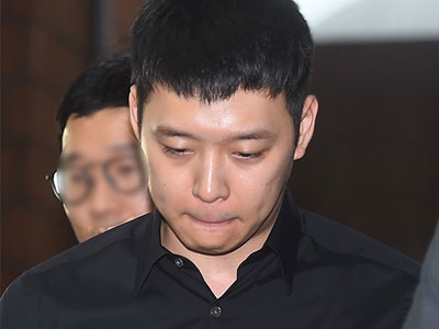 Cảnh sát Gangnam tuyên bố ADN trên tang vật đầu tiên trùng khớp với Yoochun (JYJ)