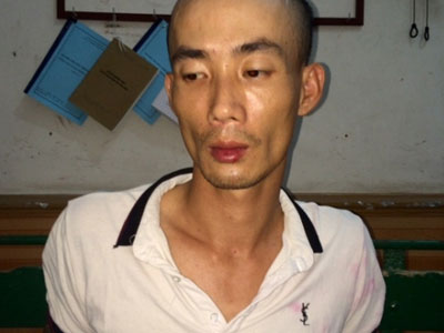 Chân dung gã chồng ngáo đá giết vợ rồi bình tĩnh báo tin cho mẹ đẻ