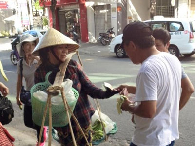 Đà Nẵng lập đội phản ứng nhanh đối phó du khách vô văn hóa
