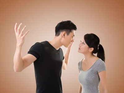 Dọa ly thân để thử lòng chồng, ai ngờ chồng làm thật
