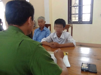 Nam sinh 13 tuổi phá két sắt nhà hàng xóm trộm 3 cây vàng