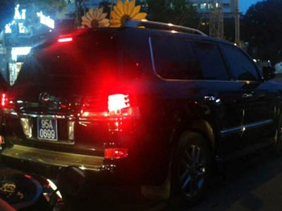 Vụ “hóa kiếp” xe Lexus: Trưởng Phòng CSGT tự nhận khiển trách
