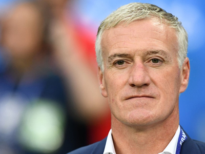 HLV Deschamps giữ ghế cùng Pháp hướng đến World Cup 2018