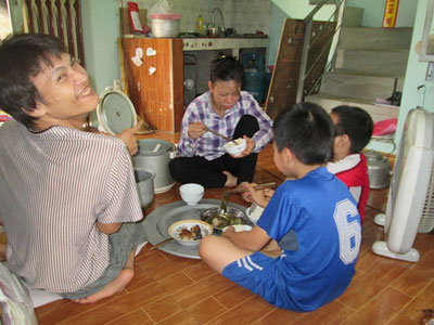 Tổ ấm của người đàn bà “thuê” chú rể trong ngày cưới
