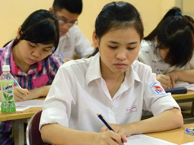 Đã có điểm 10 môn Toán, điểm "liệt" môn Lịch sử