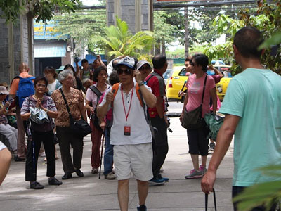 Nha Trang: Khách sạn hạ giá “vô tội vạ” để đón khách Trung Quốc