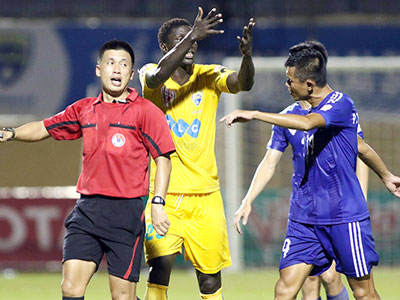 HLV Lê Thụy Hải: "Trọng tài EURO không làm sai lệch kết quả như ở V-League"