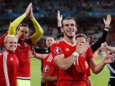 Philipp Lahm viết thư ngỏ chúc mừng tân vương Bồ Đào Nha