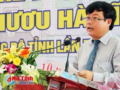 Phó chủ tịch Hà Tĩnh: Tạm dừng chuyển chất thải khỏi Formosa