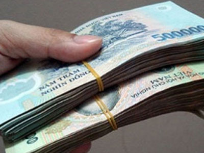 Bắt cán bộ thuế nhận 200 triệu của doanh nghiệp