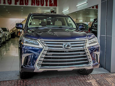 Lexus LX570 đời 2016 màu độc về Việt Nam