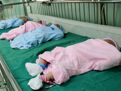 Thêm một vụ trao nhầm con ba năm tại Bình Phước