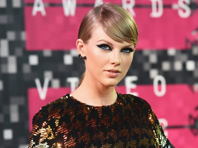 Taylor Swift phải ra tòa đối chất với kẻ đã quấy rối