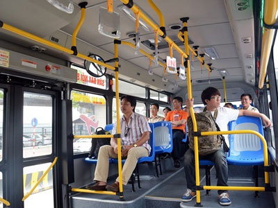 Hà Nội lắp đặt Wi-Fi miễn phí trên 200 xe buýt