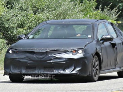 Toyota Camry 2018 lộ ảnh chạy thử
