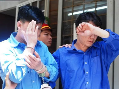 Chú rể tham gia giết người sau tiệc cưới