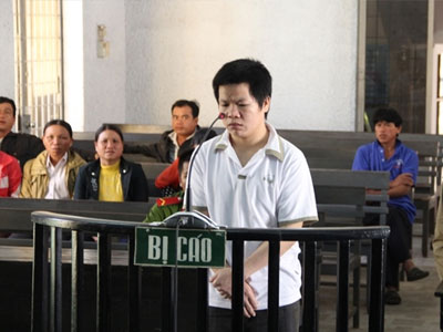 Hiếp cháu bé 5 tuổi rồi vứt xác xuống giếng để trả thù