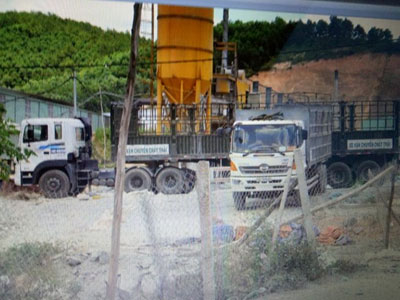 Sợ chở chất thải Formosa, xe tải đột ngột quay về Hà Tĩnh