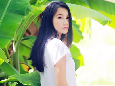 Cô giáo “hot girl” đẹp trong veo tại Huế