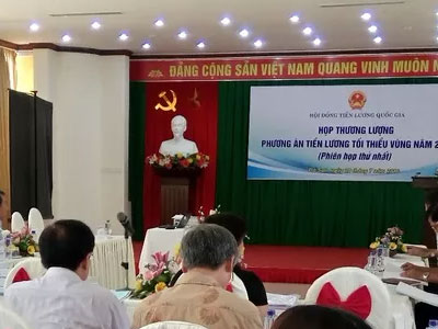 Hội đồng tiền lương Quốc gia họp kín về tiền lương năm 2017