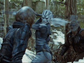 Mỹ nhân "Star Trek" vứt bỏ nhan sắc để tỏa sáng