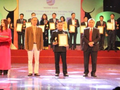 Nhập hàng 12.000 đồng, bán ... 1 triệu đồng, một công ty đa cấp bị rút giấy phép