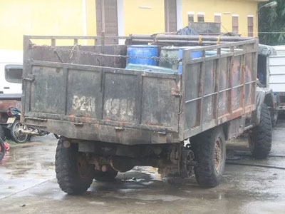 Ô tô tải thiếu bánh sau tông chết thiếu úy công an