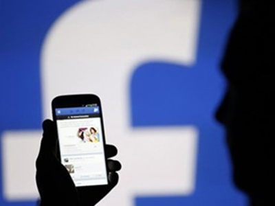 Sau khi ân ái, người tình Facebook "vặt" hết đồ rồi bỏ trốn