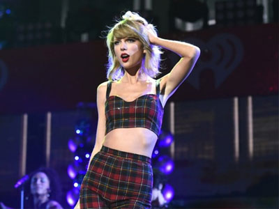 Hình ảnh trong sáng của Taylor Swift đang bị hủy hoại