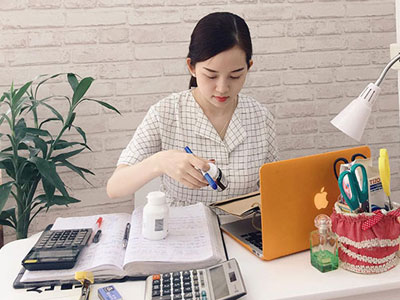 Các fan nài nỉ Ly "Kute" đăng ảnh con trai