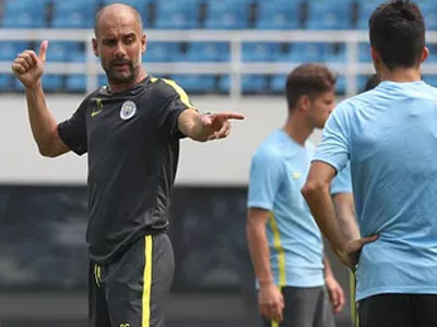 Hàng loạt cầu thủ Man City bị cấm tập luyện vì… thừa cân