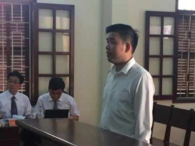 Hoãn phiên xử "trùm" lừa đảo MB24