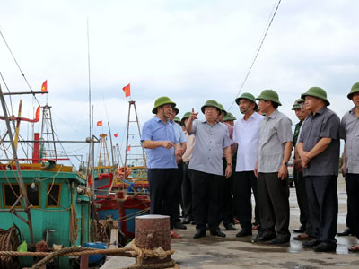 Phó Thủ tướng: Cơn bão đầu tiên của năm đang di chuyển rất nhanh