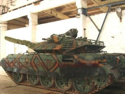 Việt Nam trang bị giáp phản ứng nổ cho tăng T-54/55