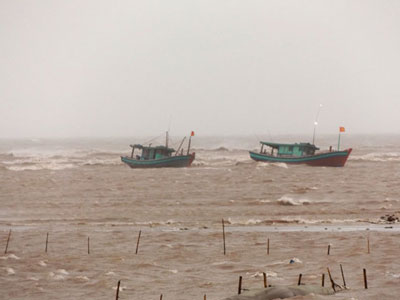 Bão số 1 suy yếu thành áp thấp nhiệt đới